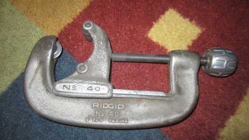 RIDGID #40 No 40 TUBING CUTTER Pipe 2&#034; 4 Hand Ridge Tool Company Elyria Ohio USA