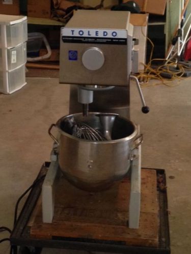 Toledo commercial 20 qt mixer 5020 excellent used three times for sale