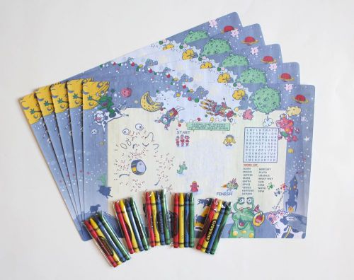 SET OF 5 ALIEN PLACEMATS AND CRAYONS