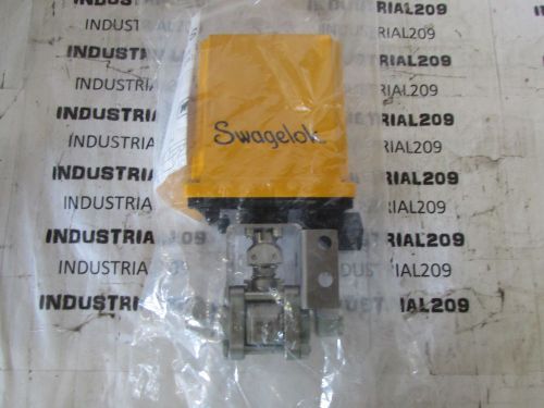 SWAGELOK SERIES 142 SERIES BALL VALVE SS-63TS8-42AC NEW IN BOX