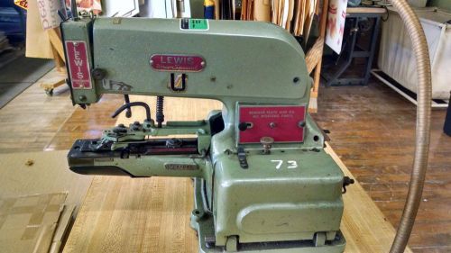 UNION SPECIAL LEWIS Mod. 200-6 Button Setting 2+4 Hole Industrial Sewing Machine