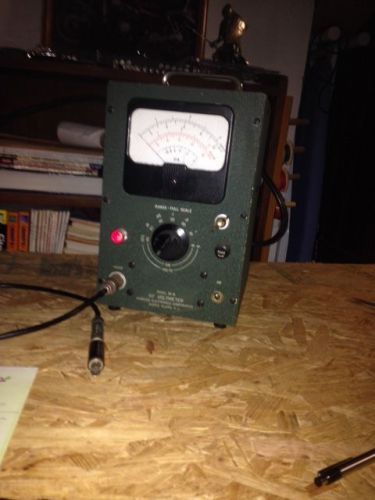 Boonton RF Voltage Meter 91B with probe, adapter and manual