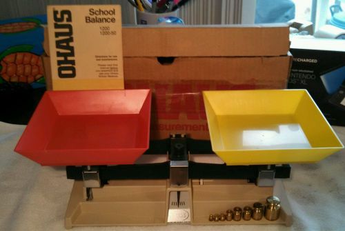 Ohaus School Balance Scale Model #1200 w/ Manual, all 8 Brass Weights EXCELLENT