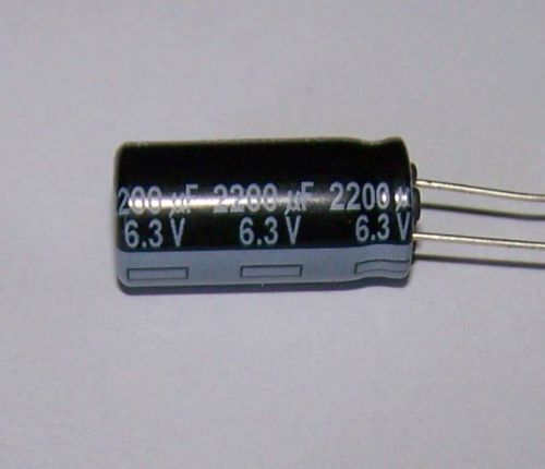 24 pcs 2200uF 2200 uF 6.3V, 105C Electrolytic capacitor  P/N EEU-FR0J222
