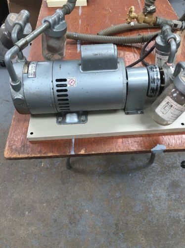 Gast air compressor / vacuum pump. model 1022 for sale