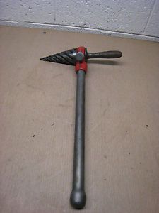Ridgid 2-s 2s 34955 1/4&#034;-2&#034; capacity spiral ratchet pipe reamer w/ 22&#034; handle for sale