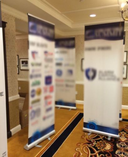 31.5&#034;w x 93&#034;h retractable banner stand