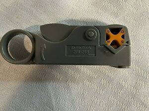 RADIO SHACK 278-248 DELUXE COAXIAL CABLE STRIPPER DEVICE