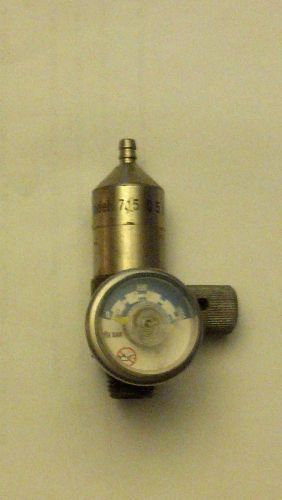 Gas regulator model 715 , 0.5 lpm 0-1000 psi for sale