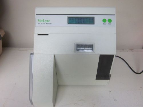 IDEXX VetLyte electrolyte analyzer