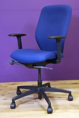 Boss Design Task / Operator Office Chair Lily  Blue  New  RRP ?275
