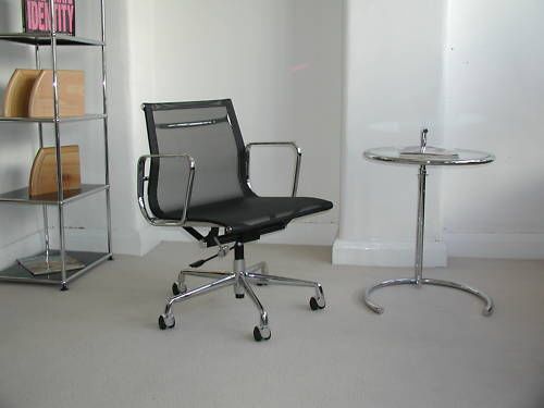 Repro EA117 chair designby Charles &amp; Ray Eames Blk Mesh