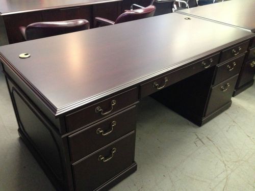 Executive traditional style desk by kimball office furn in mahogany color wood for sale