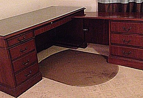 JOFCO Traditional  L-Shaped Executive Desk And Credenza