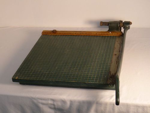 Vintage 16&#034; X 16&#034; Photo Paper Cutter Guillotine Arm Wood Base Scrapbook Trimmer