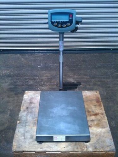 Ohaus 250 lbs platform floor scale with cd11 industrial indicator for sale