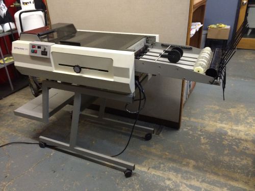 Pitney Bowes 3324 Form Burster VIDEO-Machine running Available