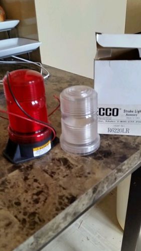 Ecco 6220A Strobe Light,  red or white Low Intensity 2 Bolt Mount