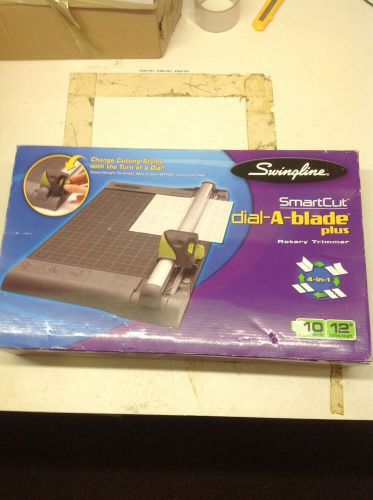 Swingline SmartCut 12&#034; Dial-A-Blade Rotary Paper Trimmer 10 Sheet Capacity Gray
