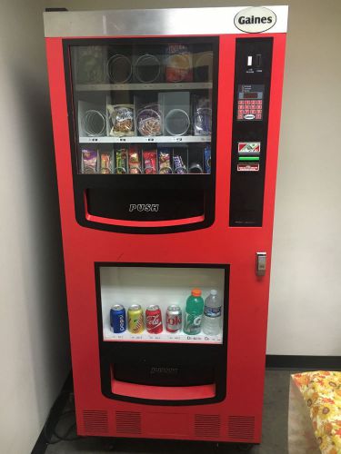 GAINES COMBINATION SNACK AND SODA VENDING MACHINE