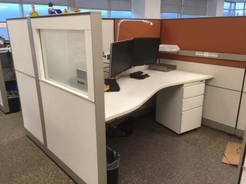 500+ 6x6x57&#034; and 6x8x57&#034; tall excellent condition Herman Miller Workstations