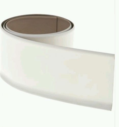 Floor Base Moulding  30 pieces in White