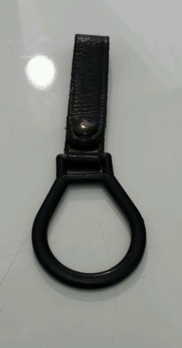 baton ring, plain leather with snap