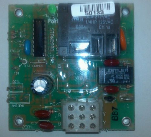 Trane Defrost Control Circuit Board. # CNT05001 # 21C140501G33