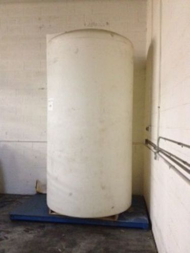NEW Chem-Tainer 1500 Gallon Vertical Industrial Tank, Part # TC1500IA