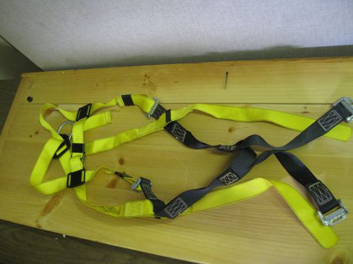 DBI SALA Full Body Harness L2001 310 LBs  Excellent *Free Shipping*