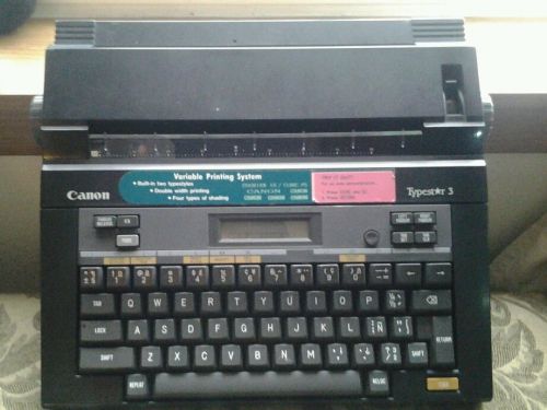 CanonTypestar 3 Electronic Typewriter and Labelmaker Label Maker Good Condition