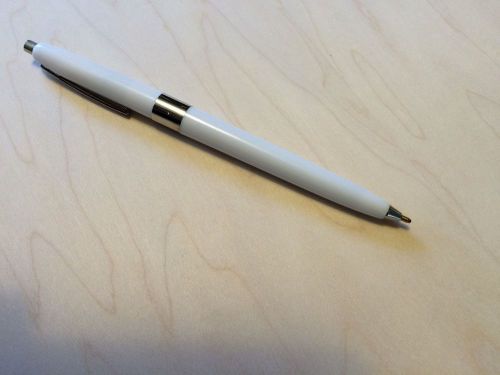 Retractable Ball Point Click Pens - Lot of 50 -Black Ink