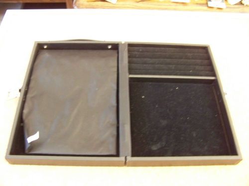Jewelry jewelers display show case box for rings necklaces removable display pad for sale