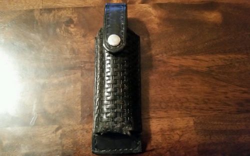 Basketweave leather flashlight holder custom made police duty gear