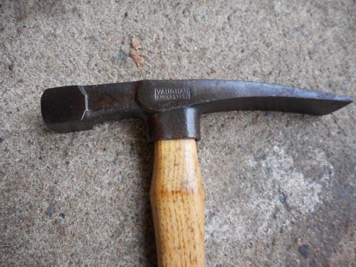 Vaughan bricklayer masons heavy duty hammer 8&#034; long weighs 1.9 lbs