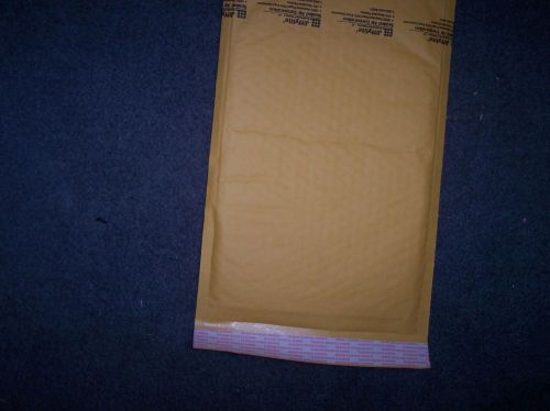 (100) #3 Jiffy Bubble Mailers  with Self-Seal Flap