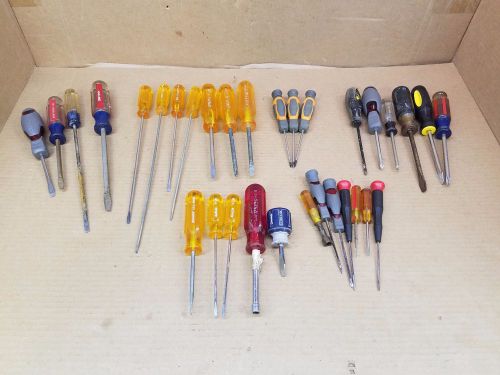 Lot of 32 Assorted Xcelite/Craftsman Mixed Size Nutdrivers Screwdrivers Torx