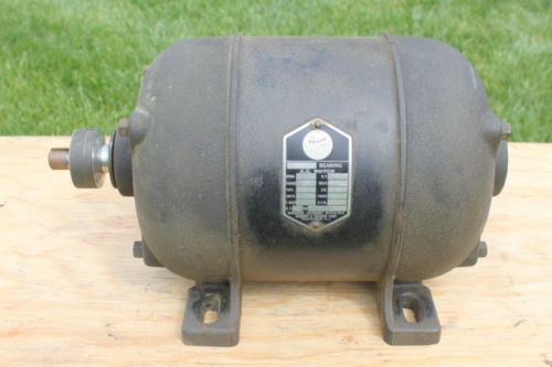 Walker Turner Motor 1 hp 1425 rpm. 3 phase Cast Iron Frame 125C Nice Condition!