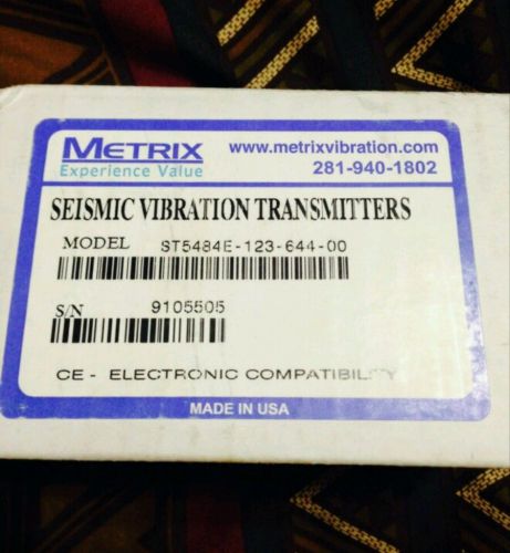 METRIX VIBRATION TRANSMITTER ST5484E-123-644-00 NEW
