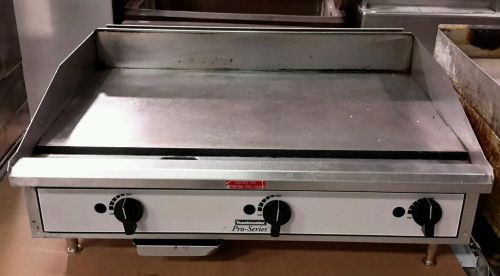Used Toastmaster TMGM36 Manual Countertop Nat. Gas Griddle