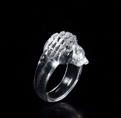 Size 9 1/2, QUARTZ ROCK CRYSTAL Carved Crystal Skull Ring, Jewelry