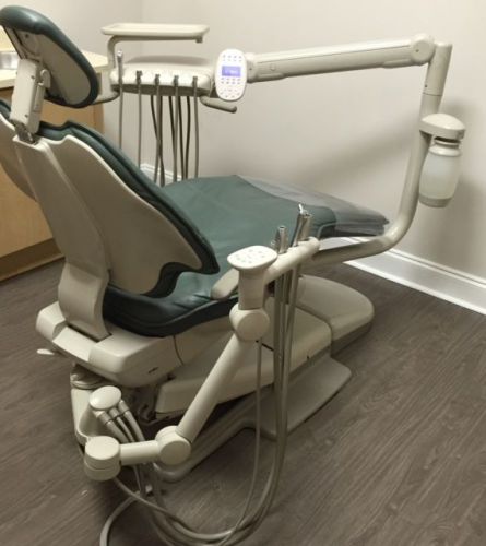 ADEC 511 DENTAL CHAIR W/ DELIVERY UNIT