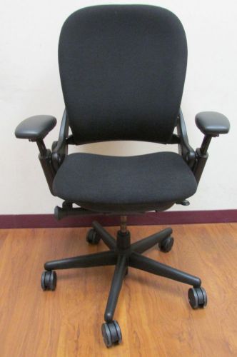 Steelcase &#034;LEAP v1&#034; Black Office chair *Loaded w/ Options 10317 clean