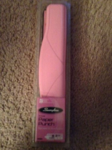 Swingline 3 Hole Paper Punch 6 Page New In Package