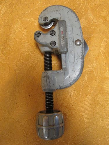 Rigid Model No. 15 - 3/16&#034; to 1 1/8&#034; Pipe Tubing Cutter Hand Tool