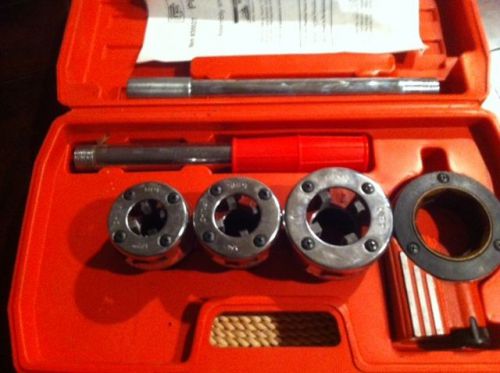CENTRAL FORGE ITEM 30027 PIPE THREADING KIT - 5 PIECE - SOLD AS IS -- G
