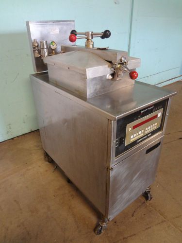 Heavy duty commercial &#034;henny penny 500c&#034; computron 8000 electric pressure fryer for sale