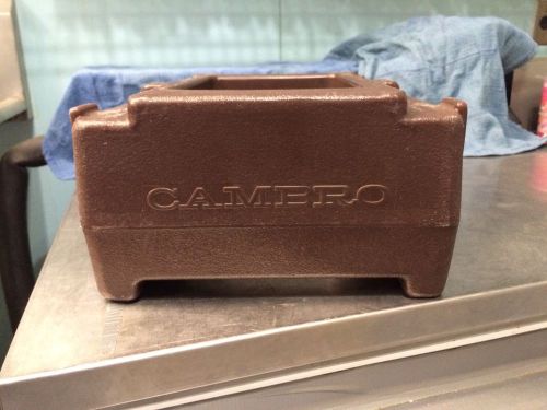 Cambro Cambro R500LCD-131 Camtainer Polyethylene Beverage Carrier Cart Riser, Da