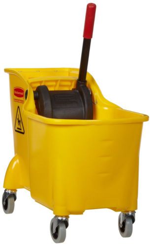 Rubbermaid Commercial Tandem 31-Quart Bucket and Wringer Combo, Yellow