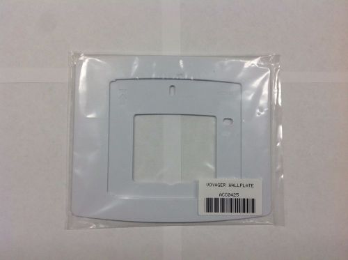 ~Discount HVAC~ VN-ACC0425 - Venstar White Wall Plate for Voyager Thermostats